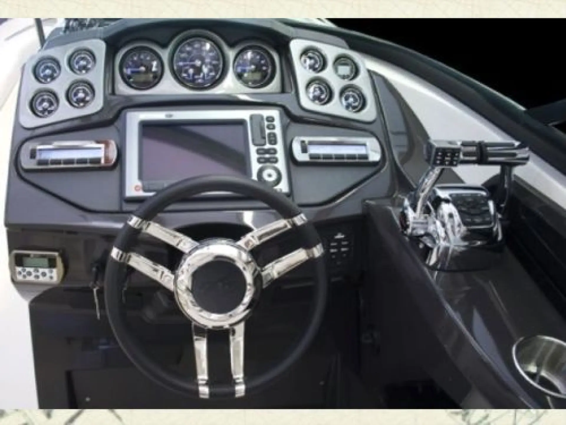 Monterey 328 SS — 9/10