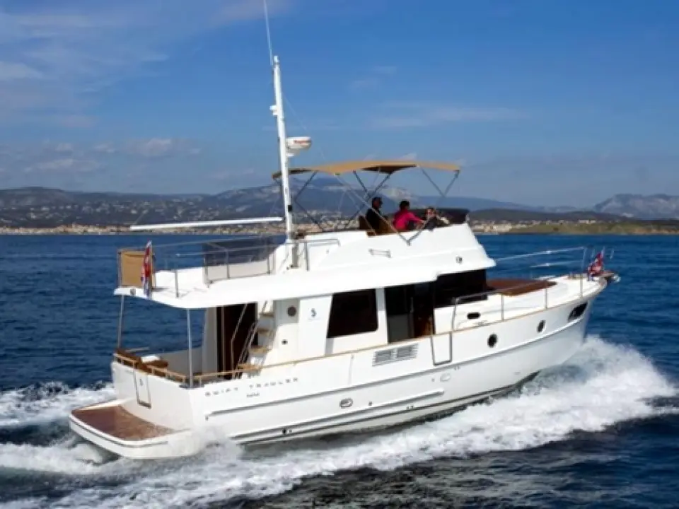Swift Trawler 44 · 2010
