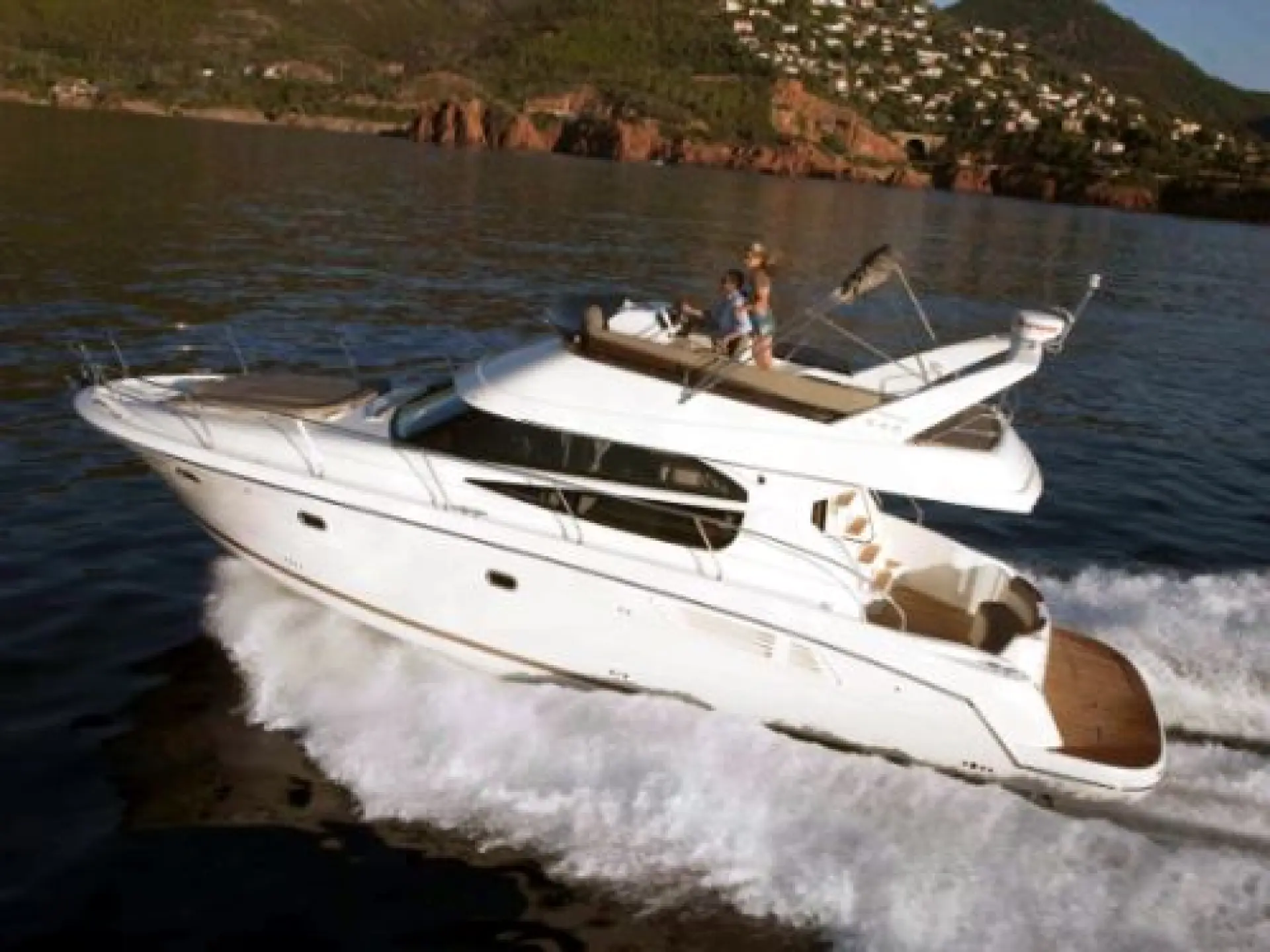Prestige 440 Flybridge — 8/28