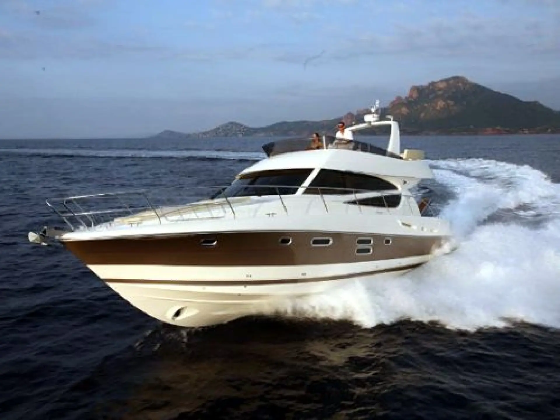Prestige 510 Flybridge — 10/31