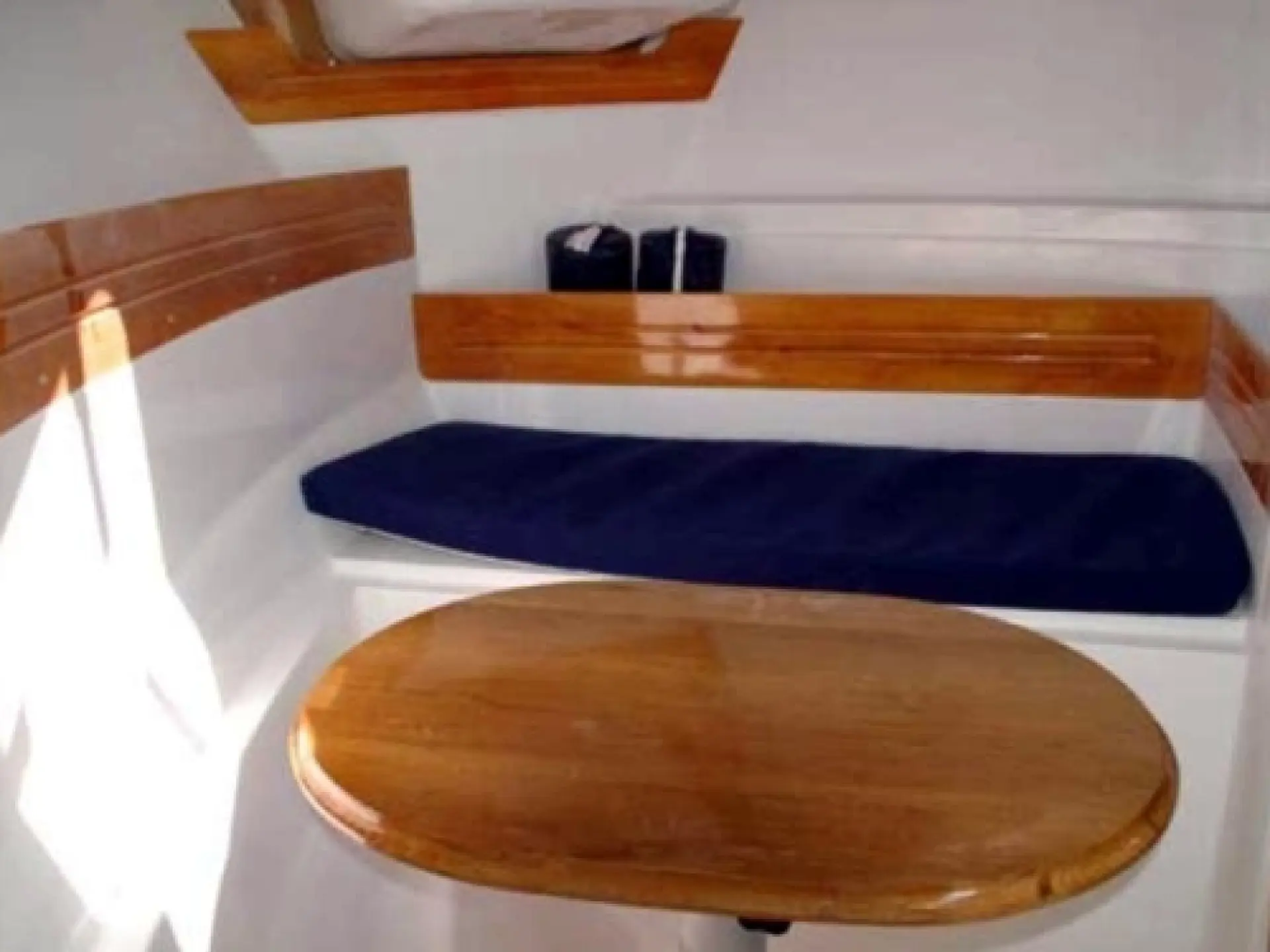 Casman 700 Cabin — 73/95