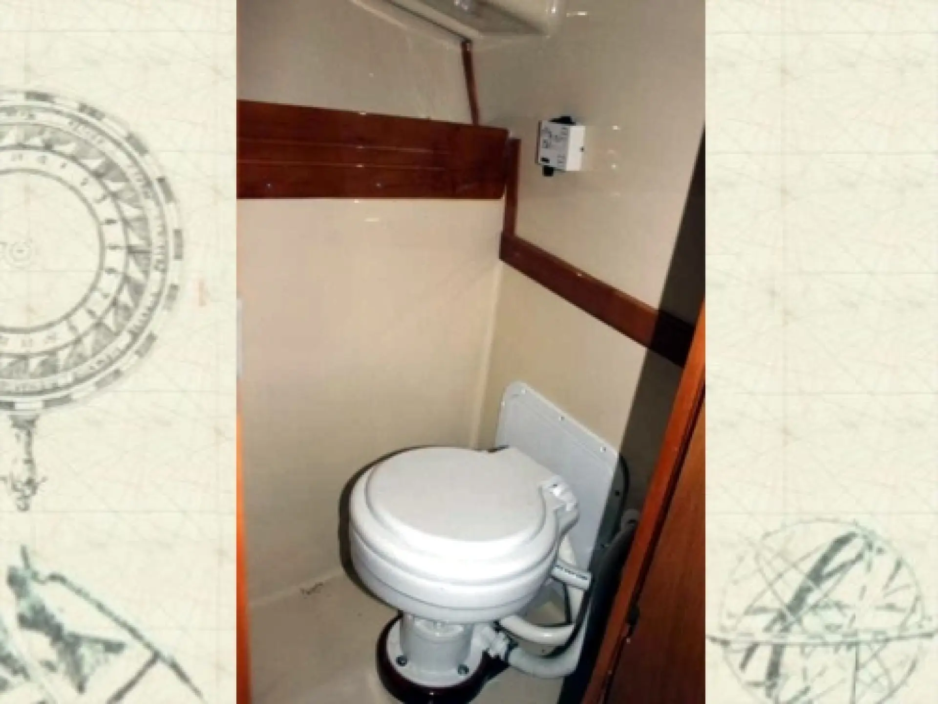 Casman 700 Cabin — 80/95