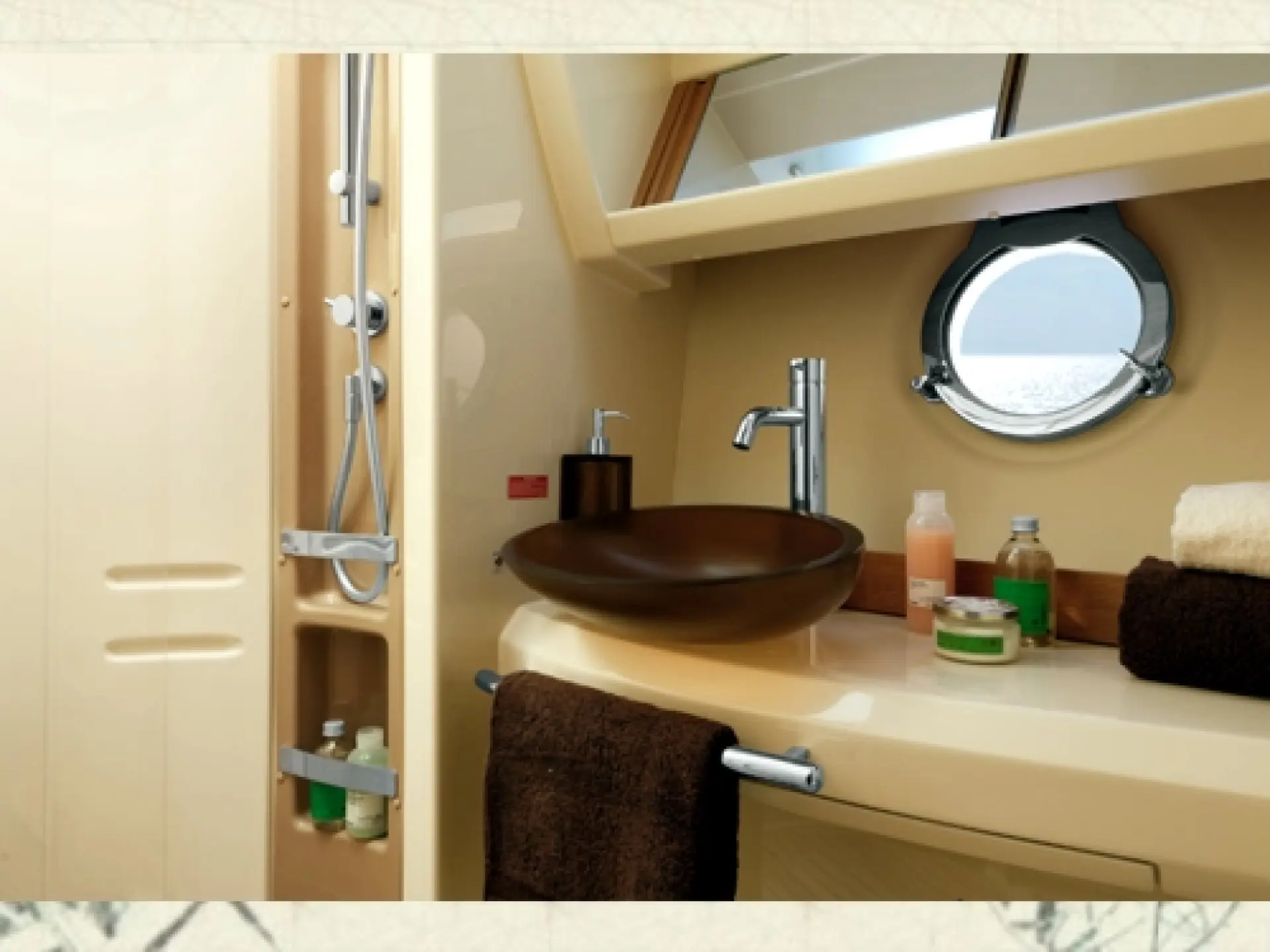 Azimut 40 Fly — 14/16