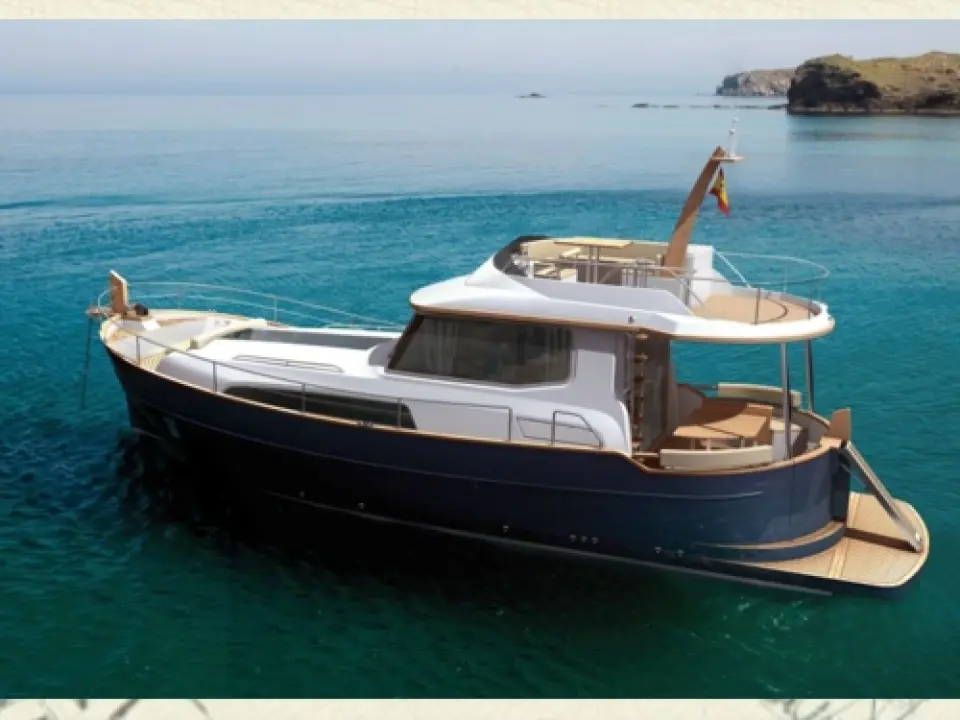 MY e43 Flybridge · 2011