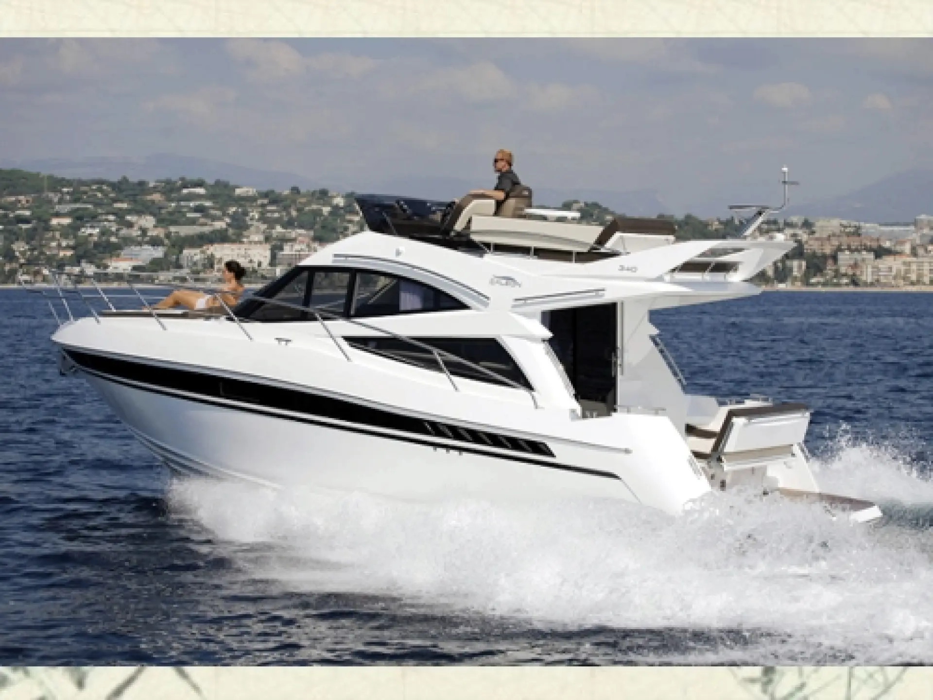 Galeon 340 Fly — 13/32