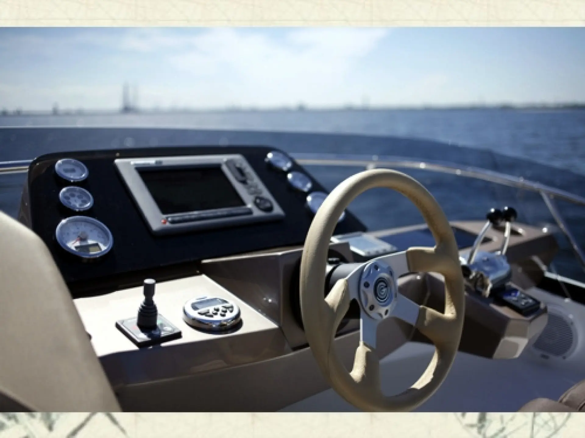 Galeon 340 Fly — 22/32