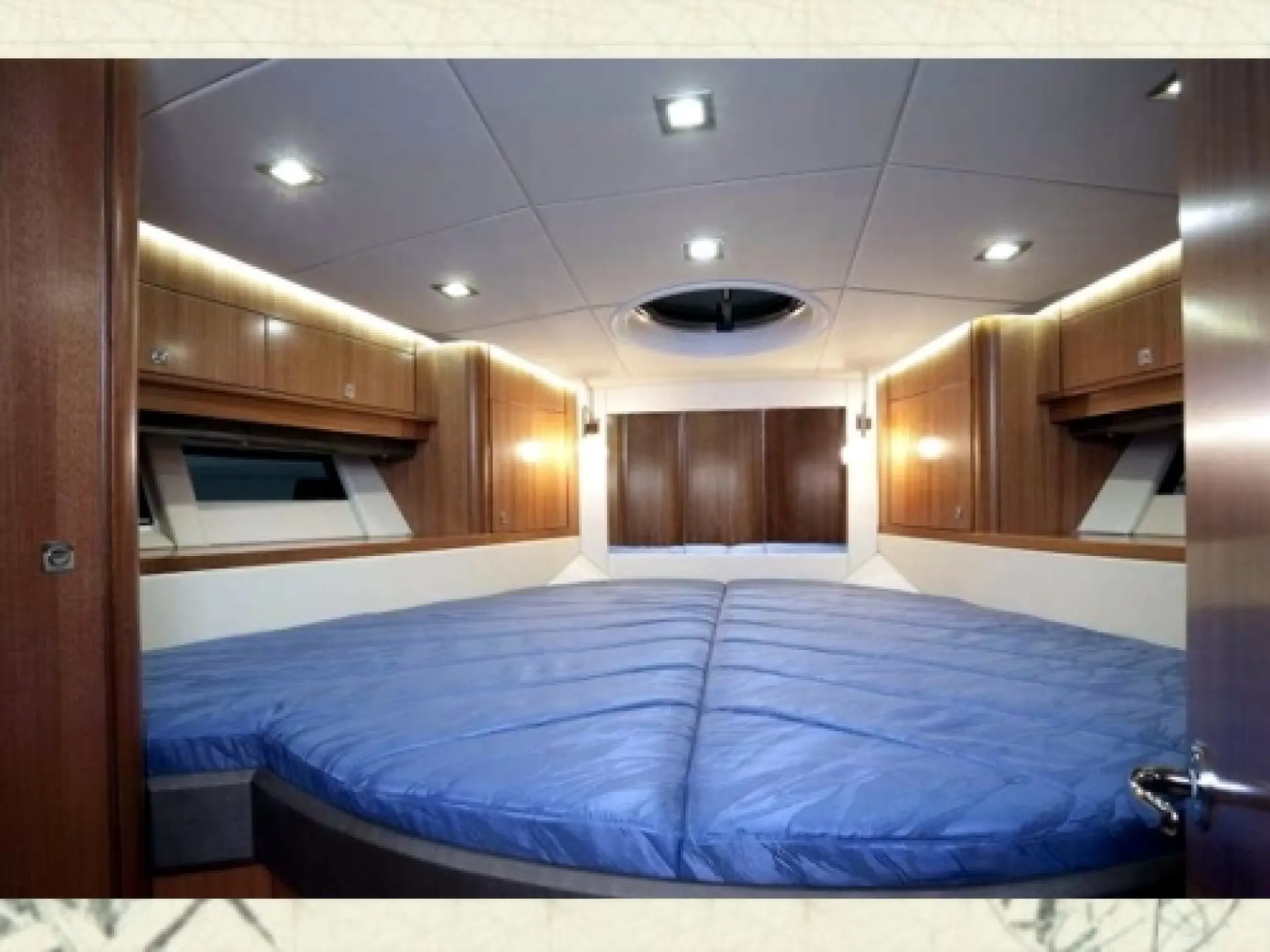 Galeon 340 Fly — 32/32