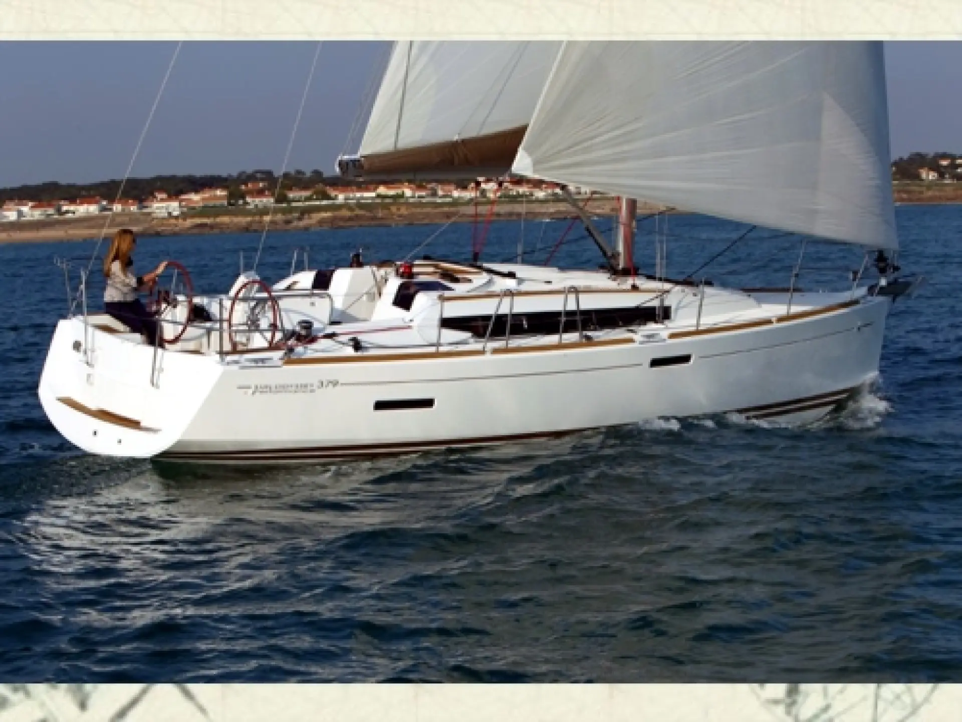 Sun Odyssey 379 — 3/30