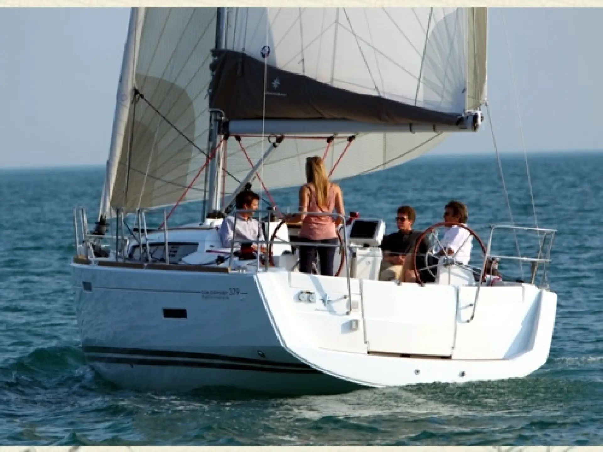 Sun Odyssey 379 — 10/30
