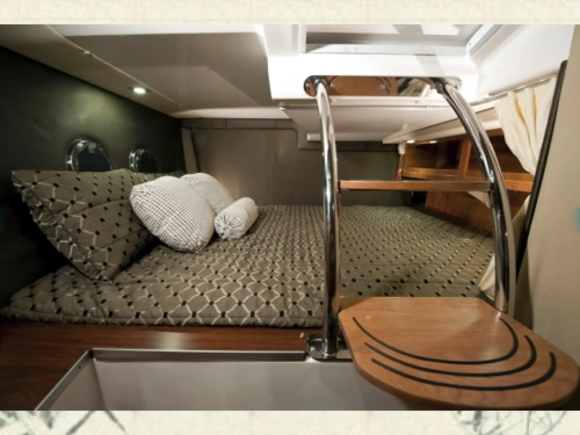 Regal 28 Express — 11/12
