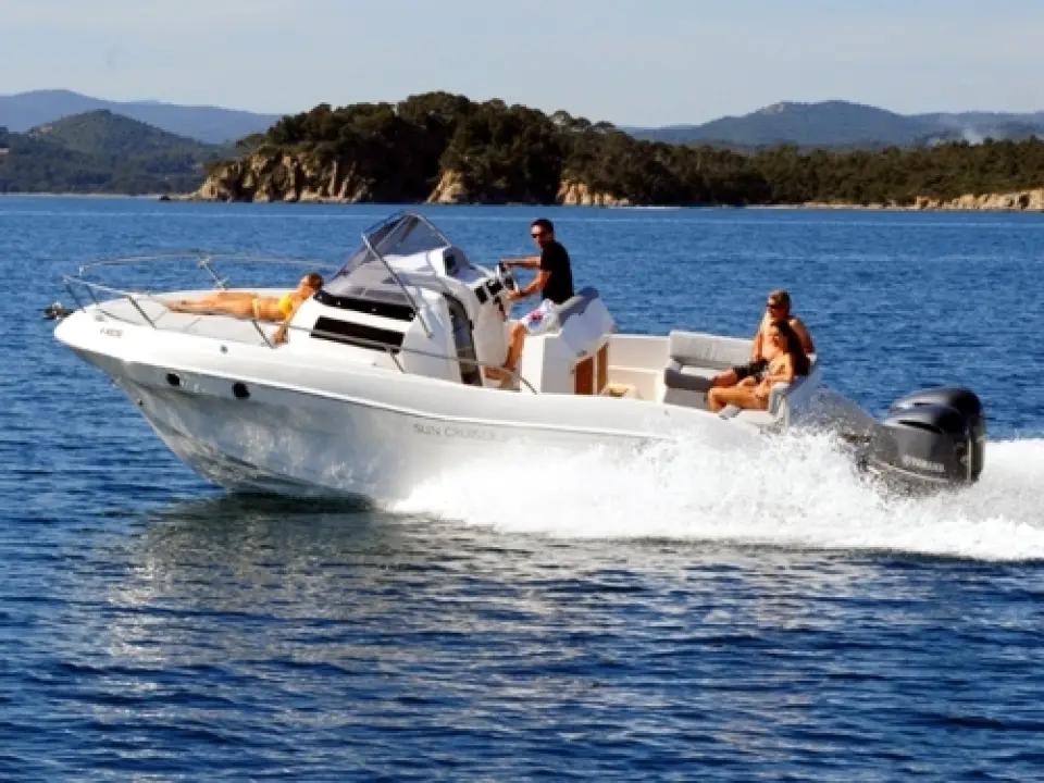 Pacific Craft 815 Sun Cruiser · 2012