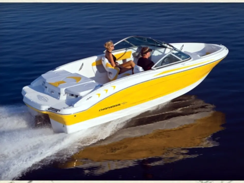 Chaparral 19 Sport H2O · 2012
