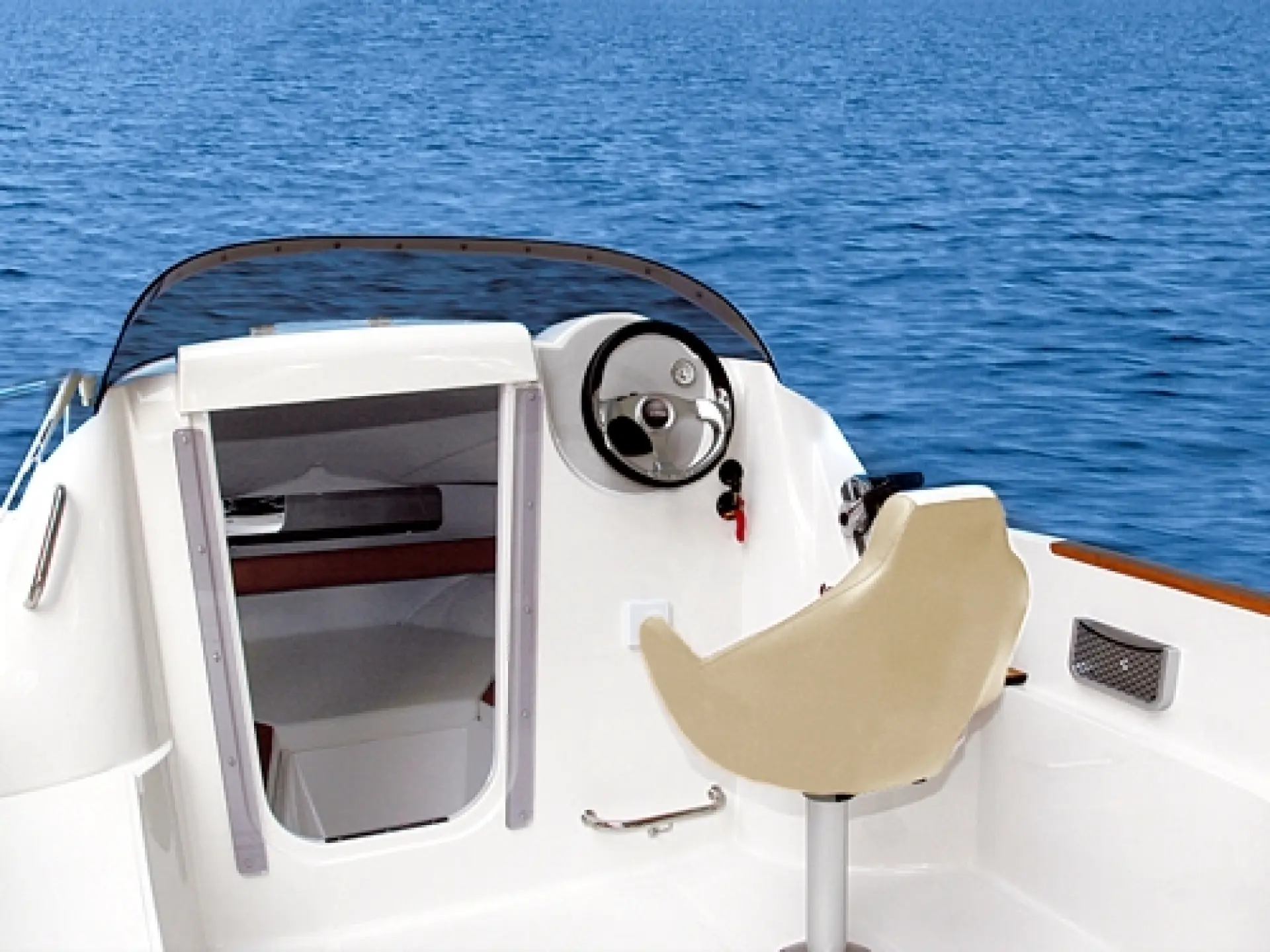 Activ 510 Cabin — 3/5