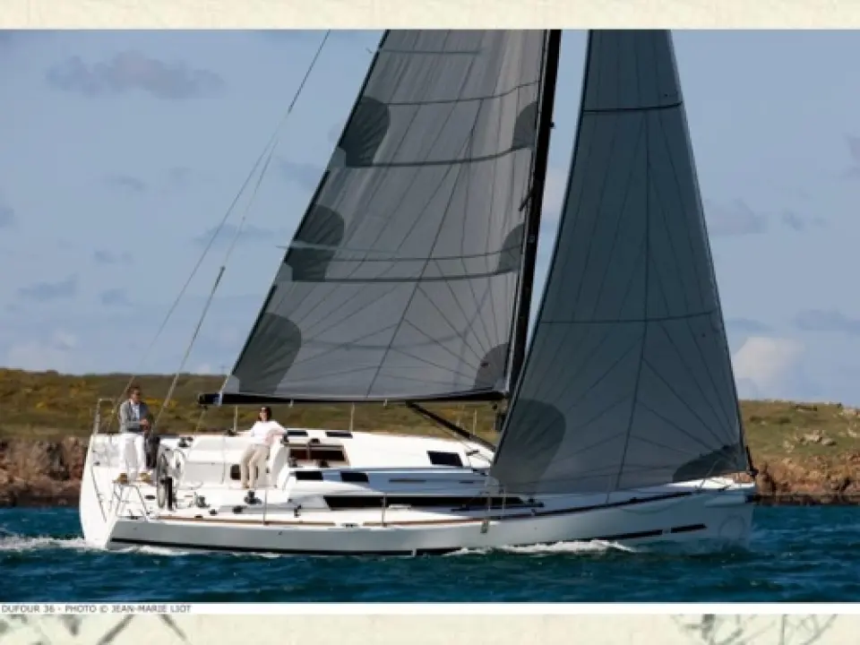 Dufour 36 Performance · 2012