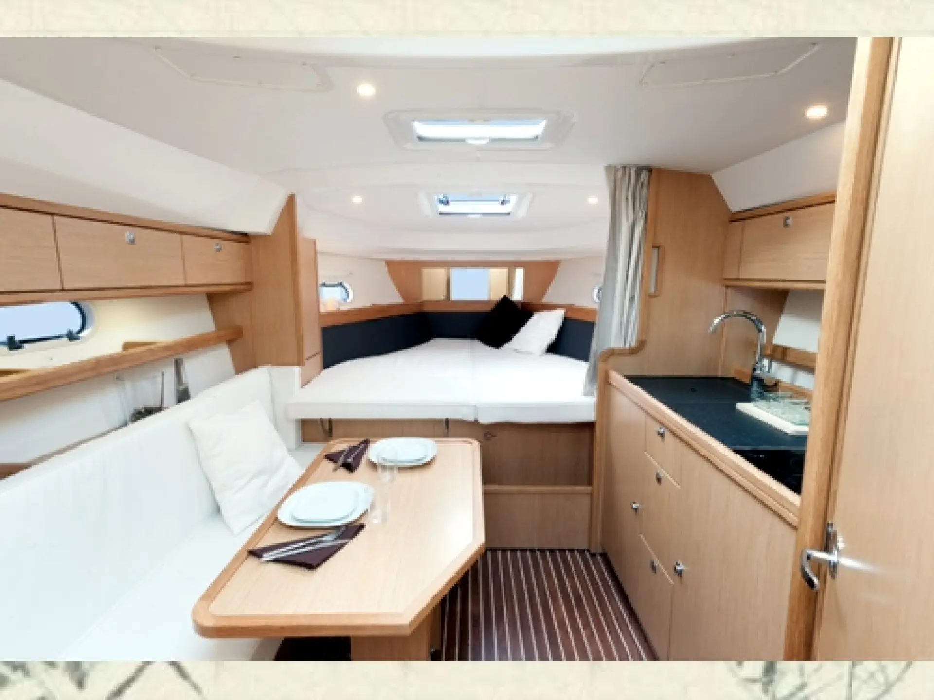 Bavaria 32 Sport — 5/16