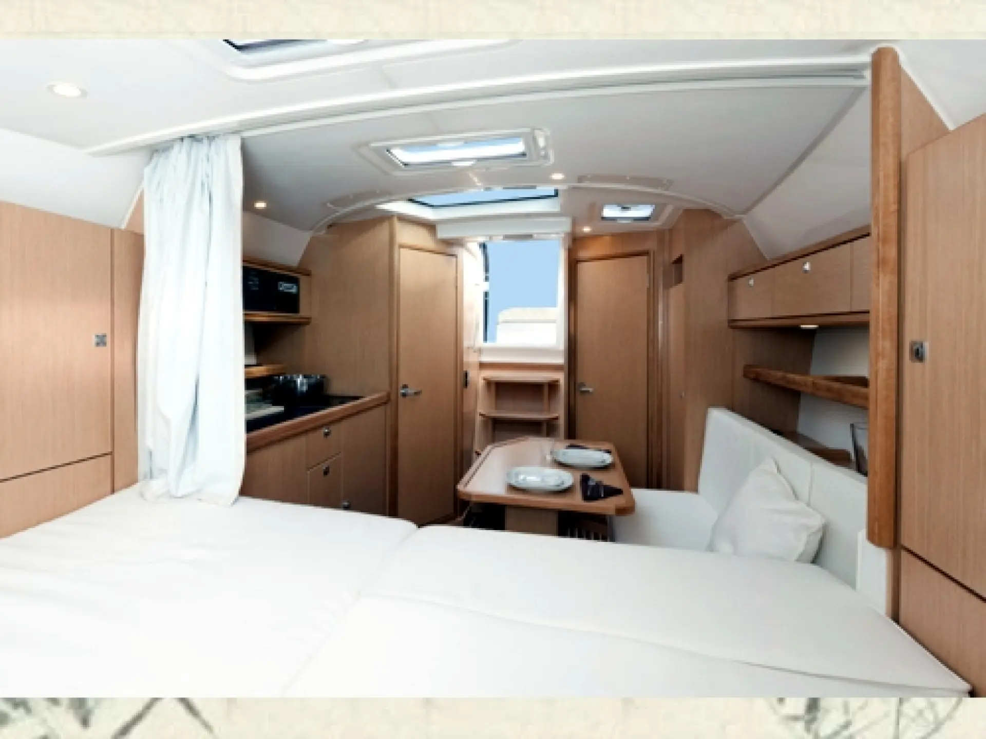 Bavaria 32 Sport — 7/16