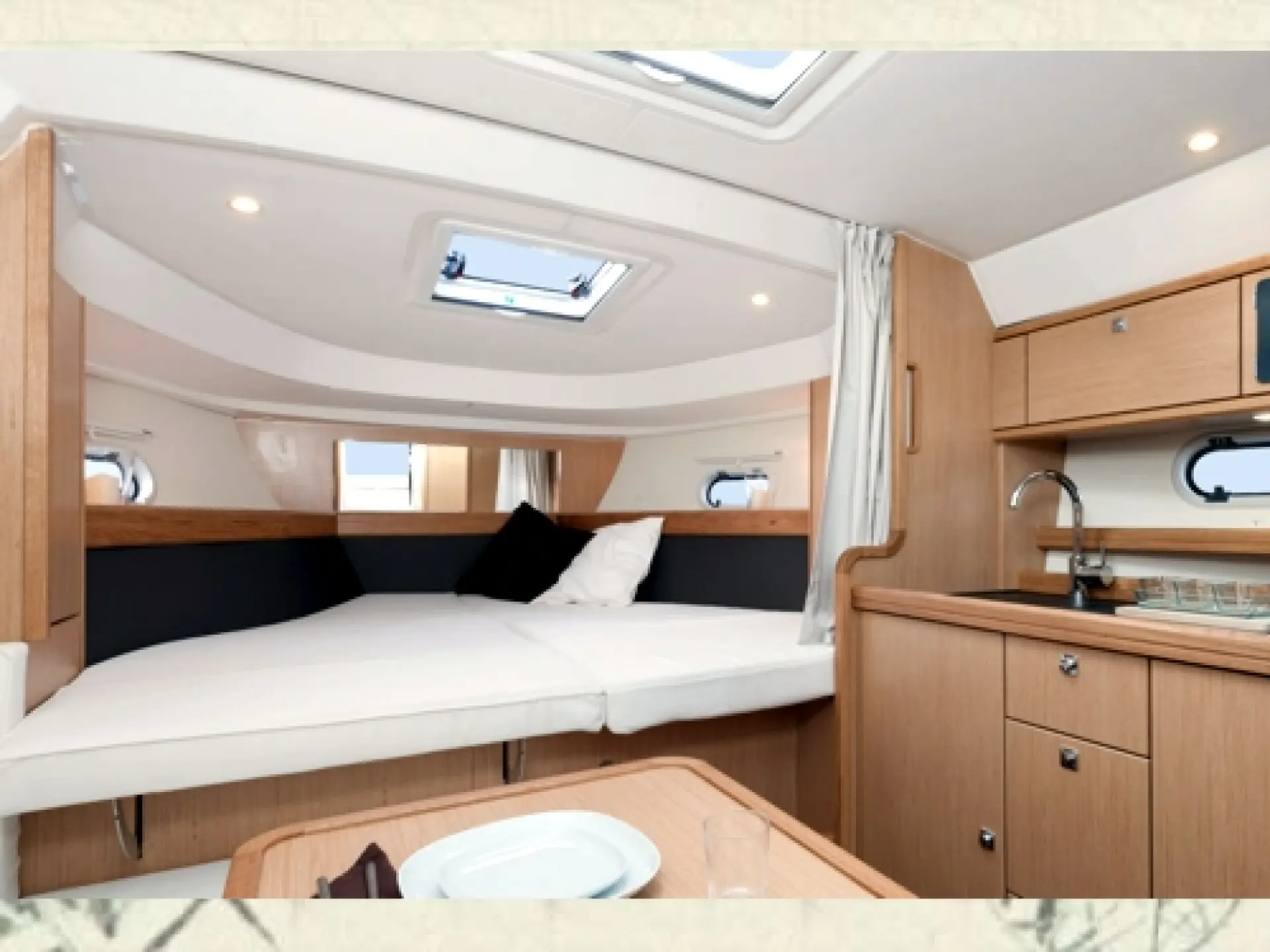 Bavaria 32 Sport — 8/16