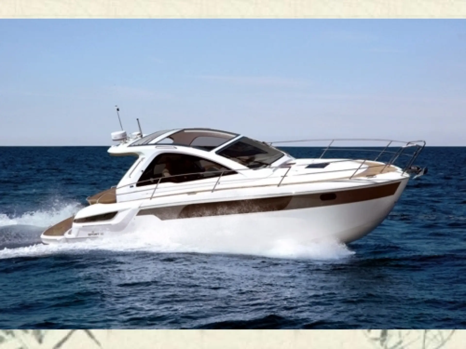 Bavaria 35 Sport HT — 1/16