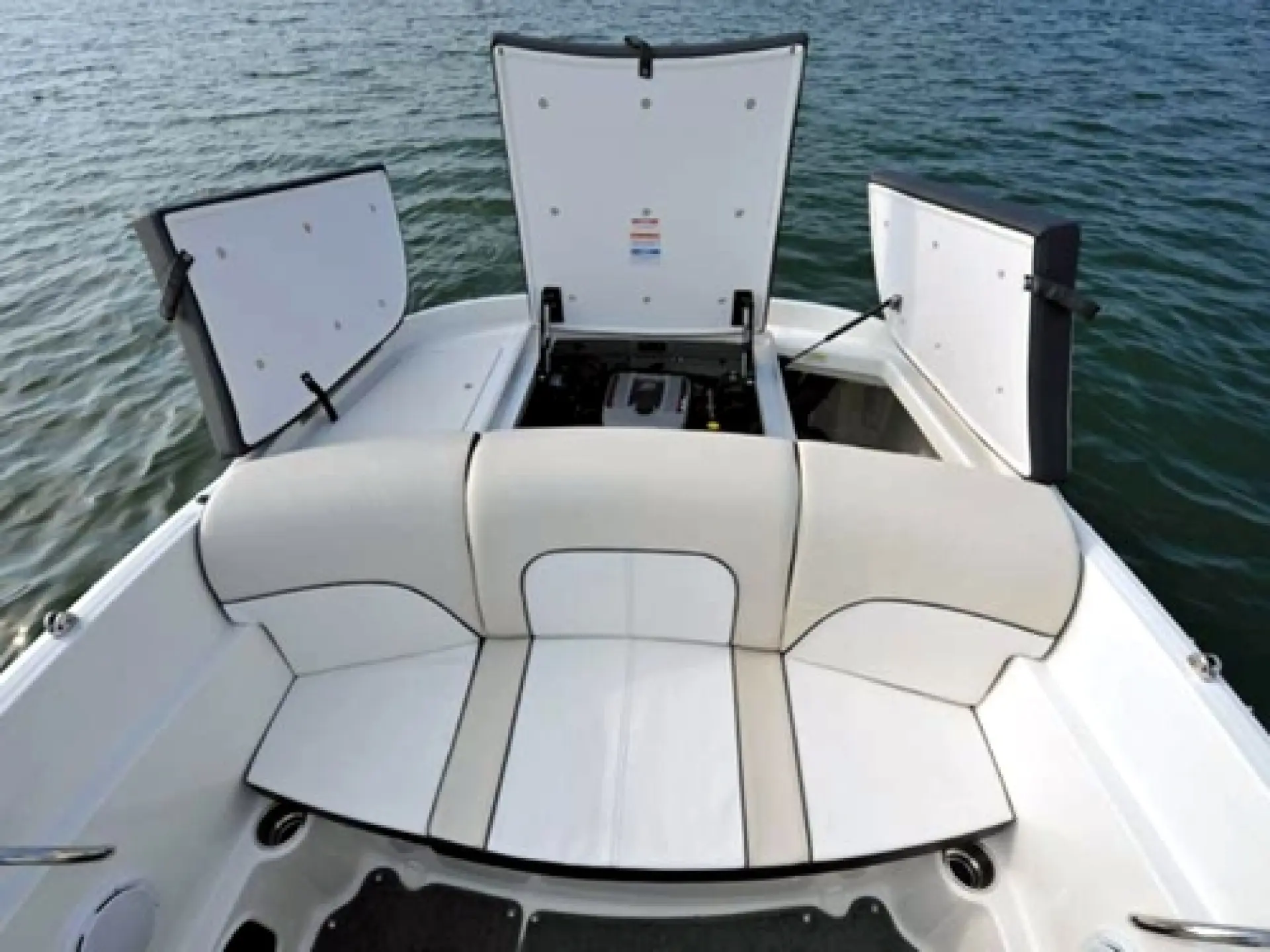 Sea Ray 190 Sport — 8/15