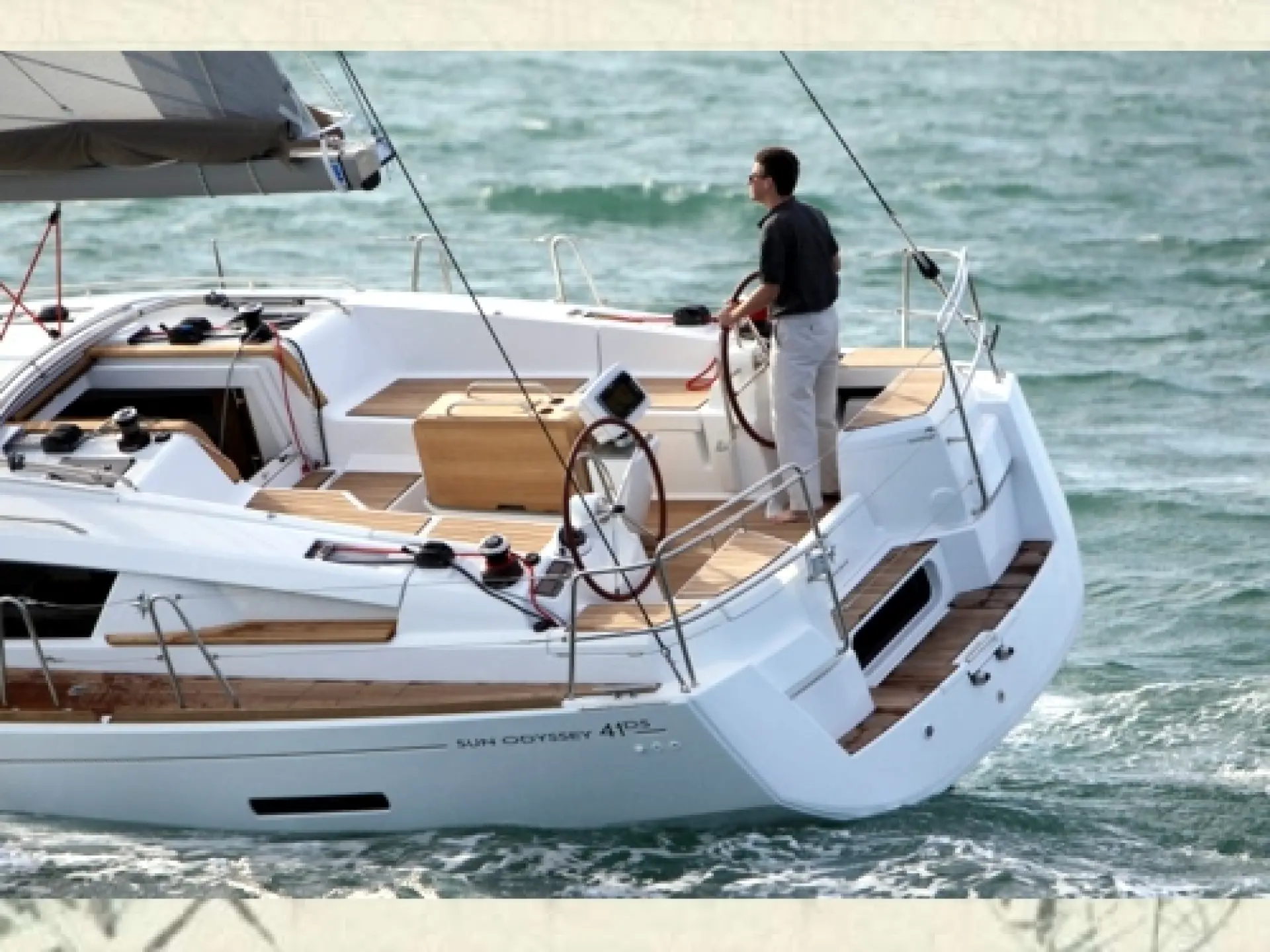 Sun Odyssey 41 DS — 19/37