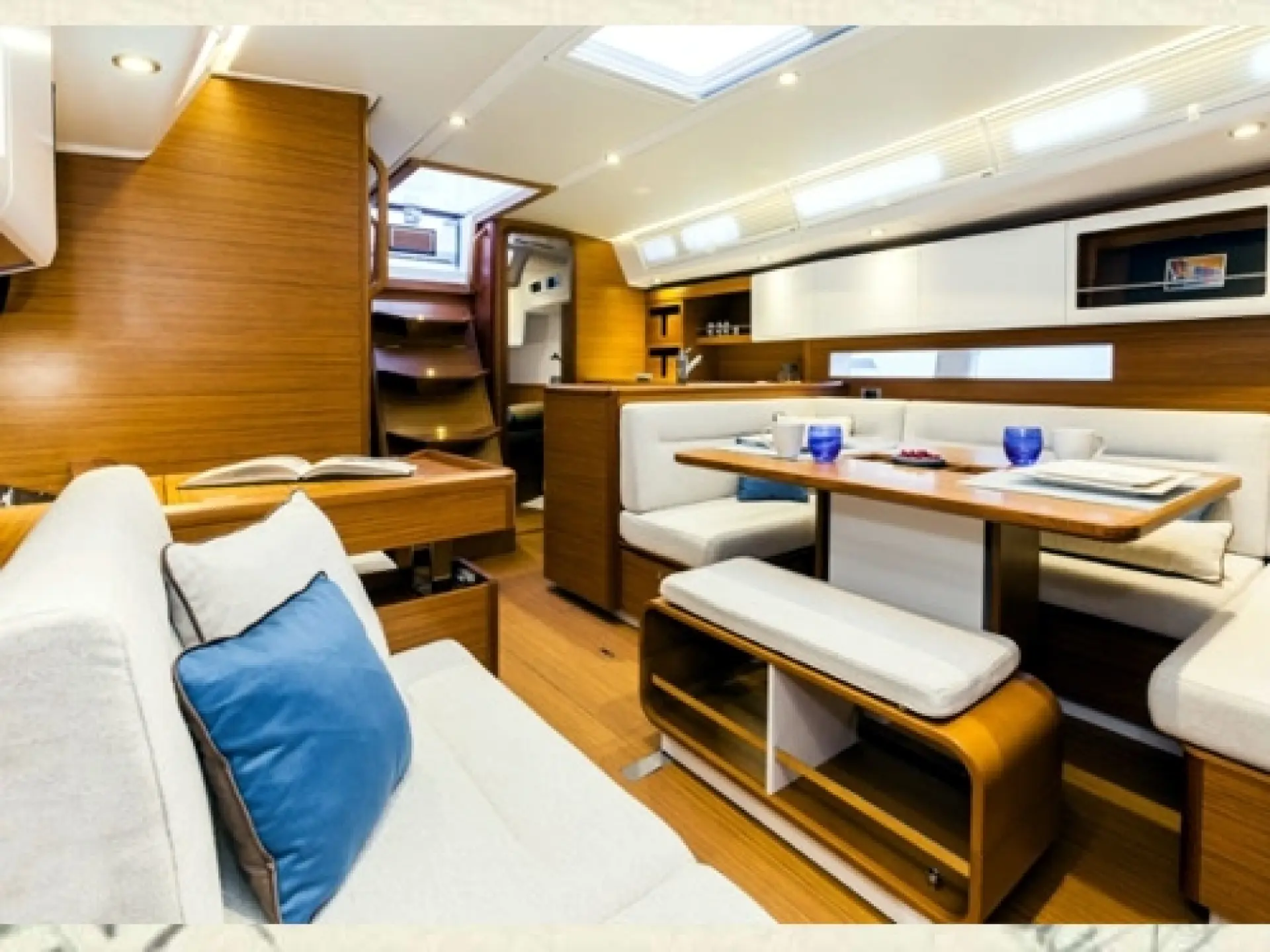 Grand Soleil 43 — 8/13
