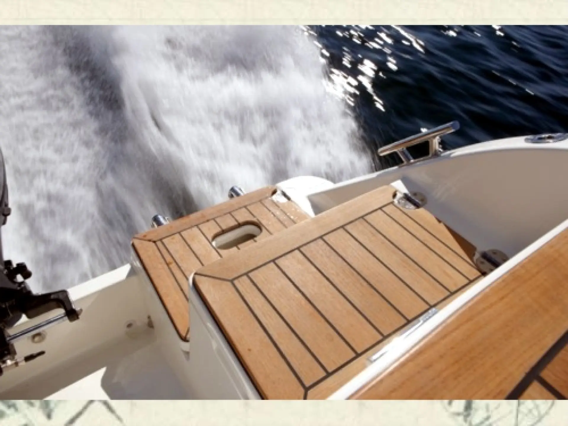 Activ 595 Cabin — 6/11