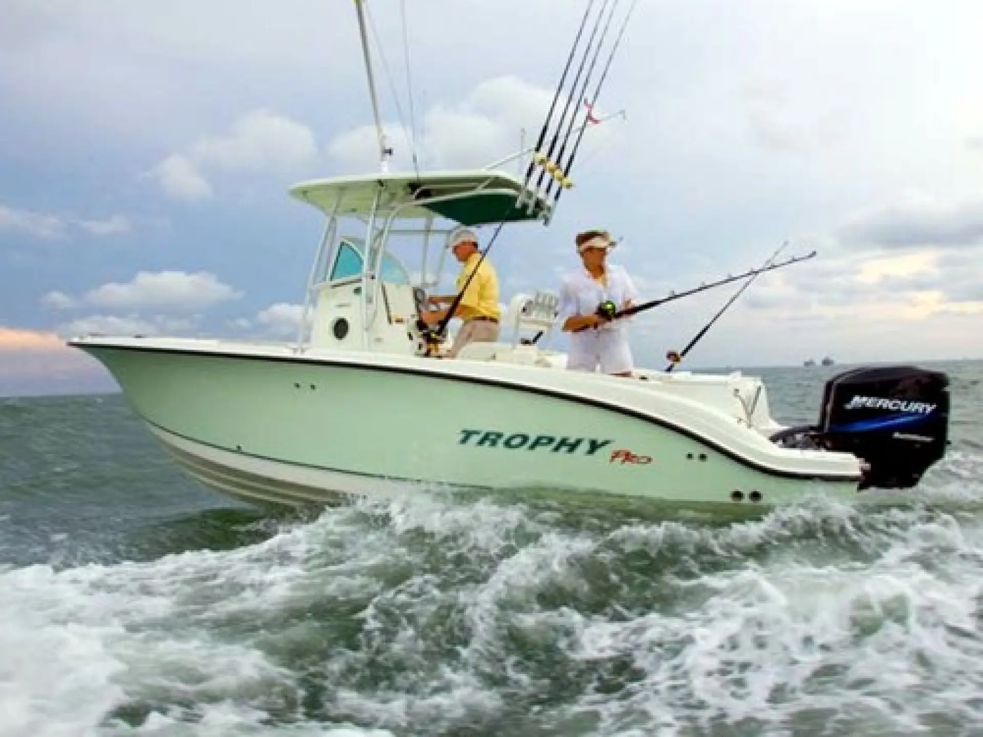 Trophy 2503 Center Console — 3/14