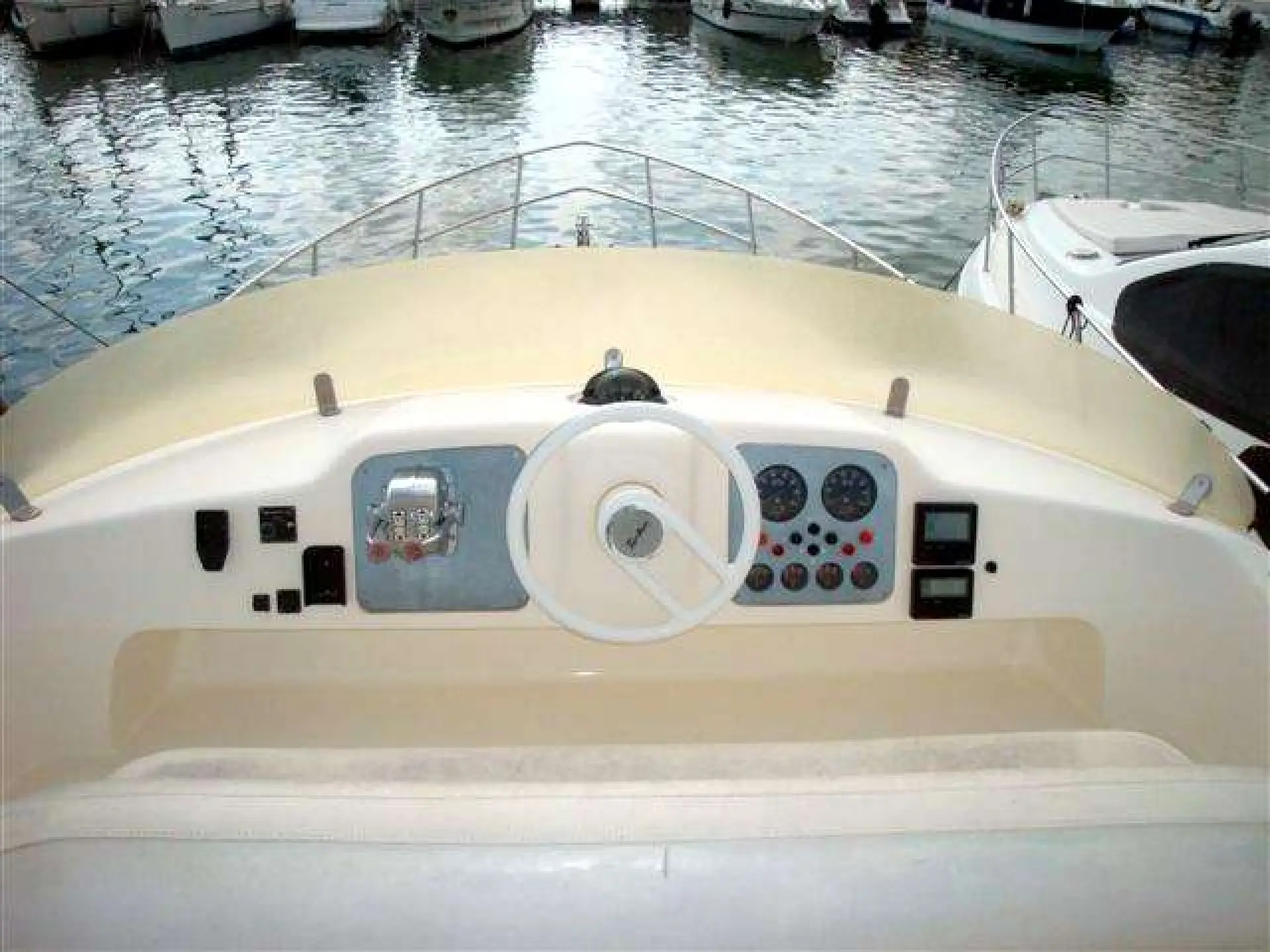 Azimut 36 — 2/7