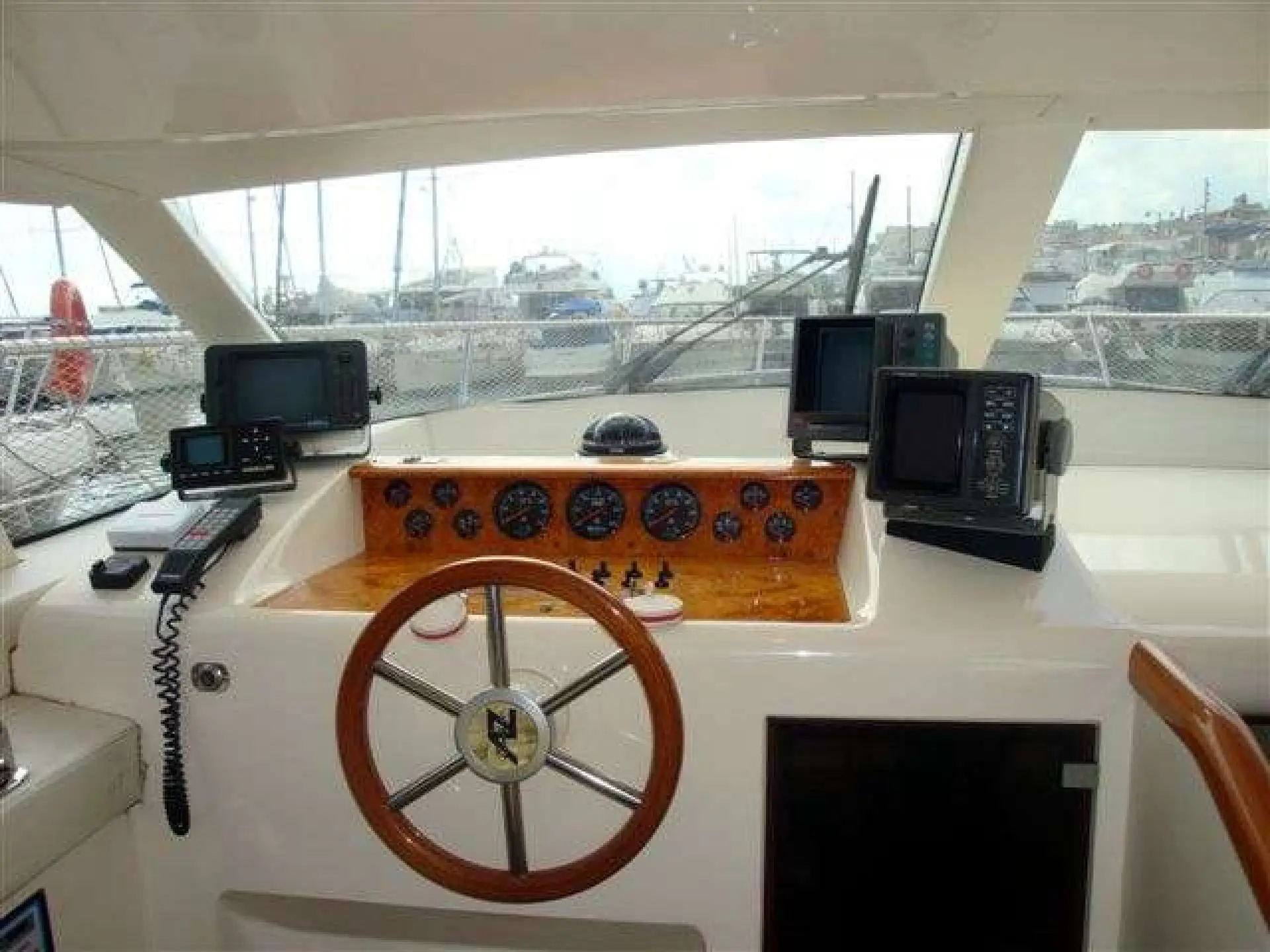 Azimut 36 — 3/7
