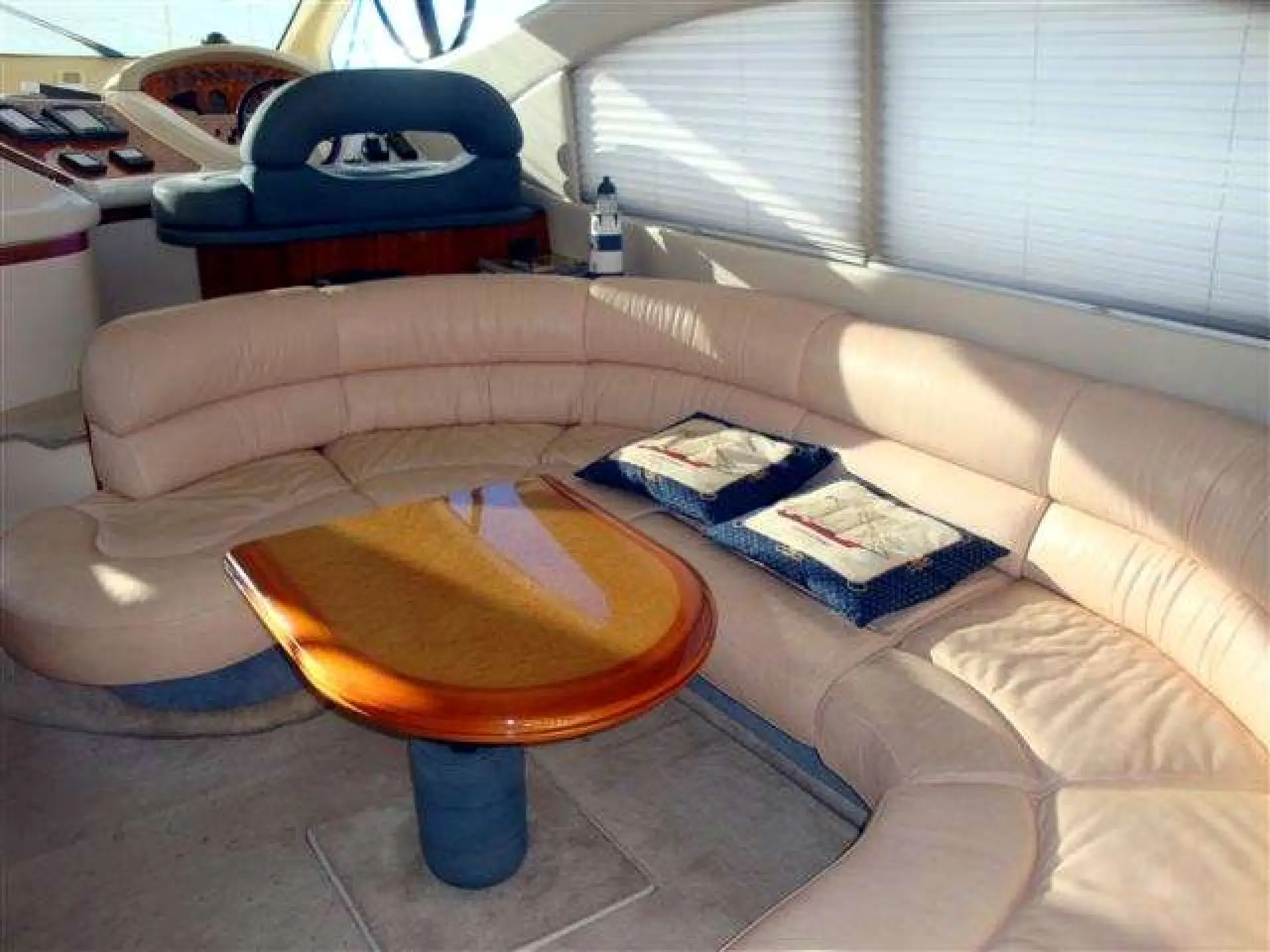 Azimut 46 — 4/12