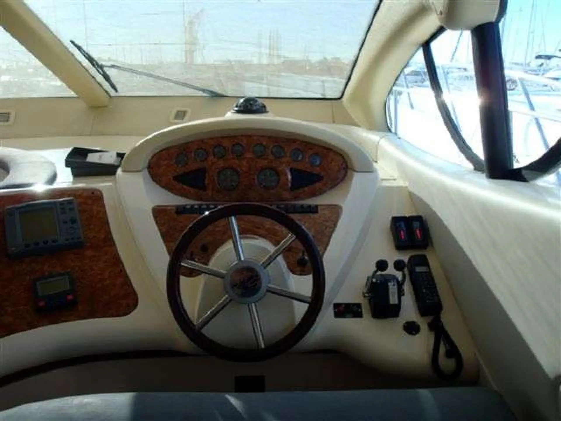 Azimut 46 — 6/12