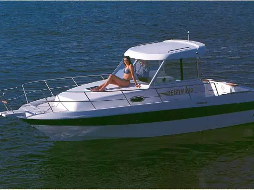 Delfyn 830