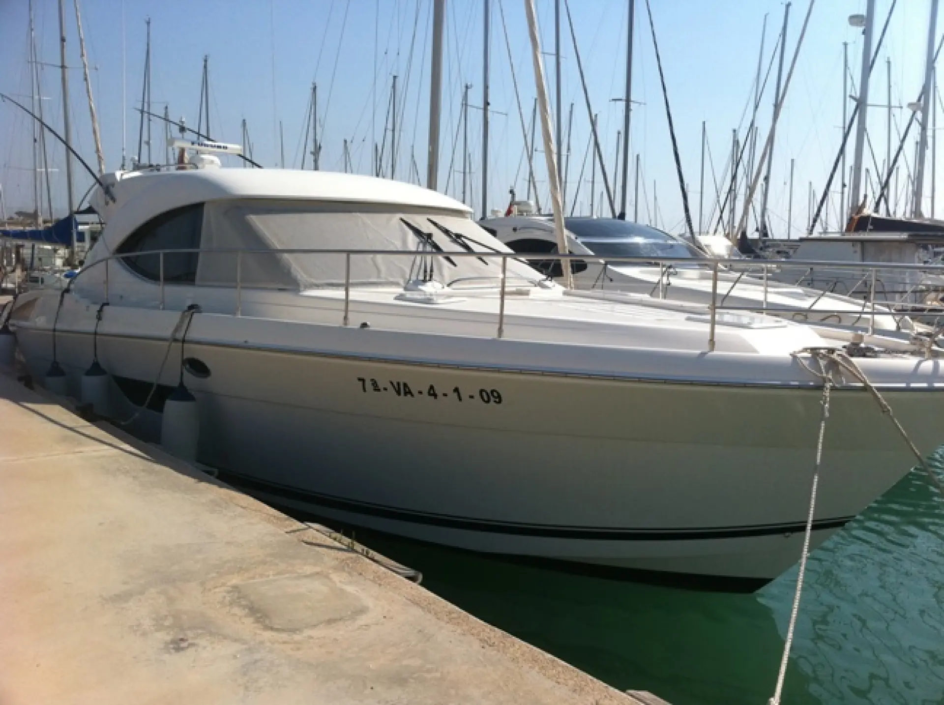 Riviera Sy 44 — 2/10