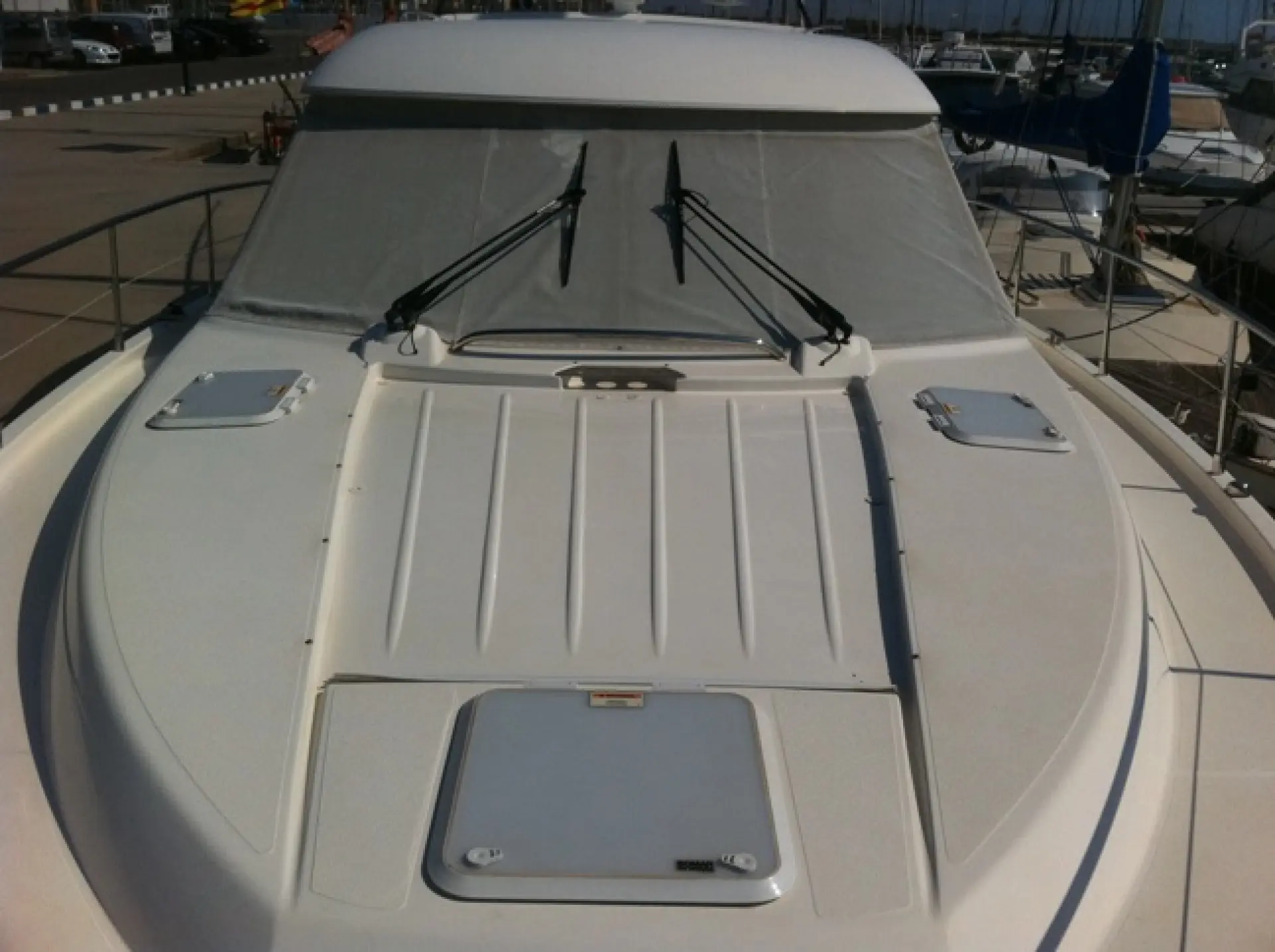 Riviera Sy 44 — 3/10