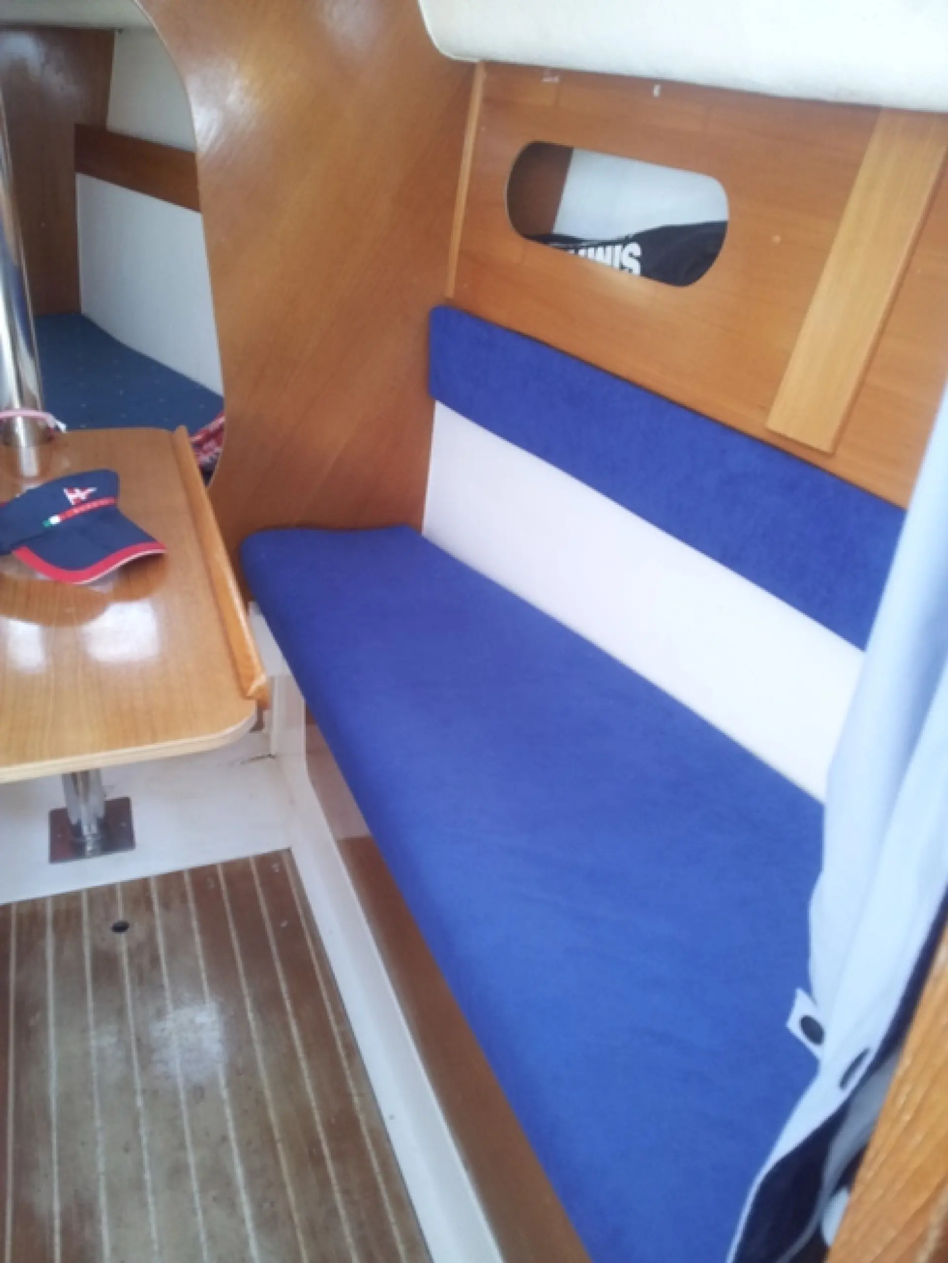 Astraea 260 Cruising — 4/10