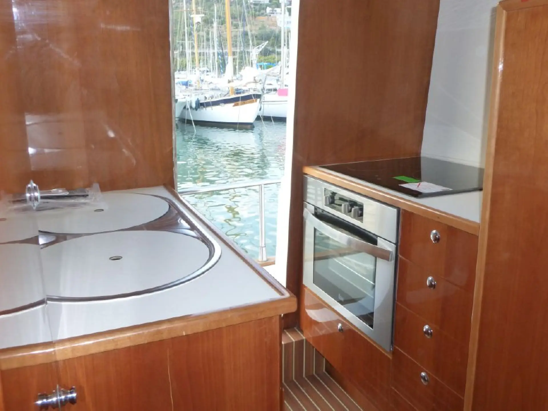 Alfamarine Swalibo 58 — 6/8