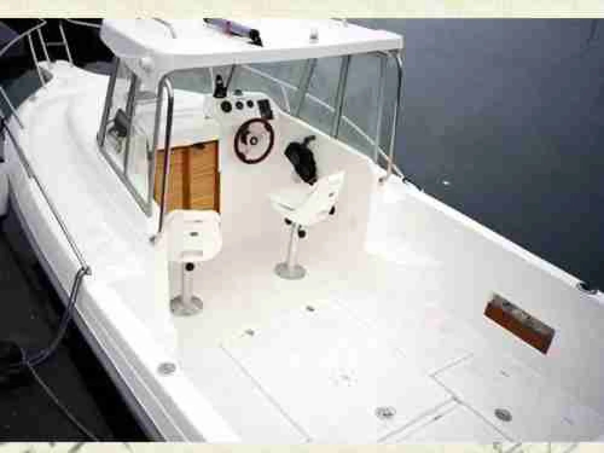 Ribera 710 Cabin — 5/9