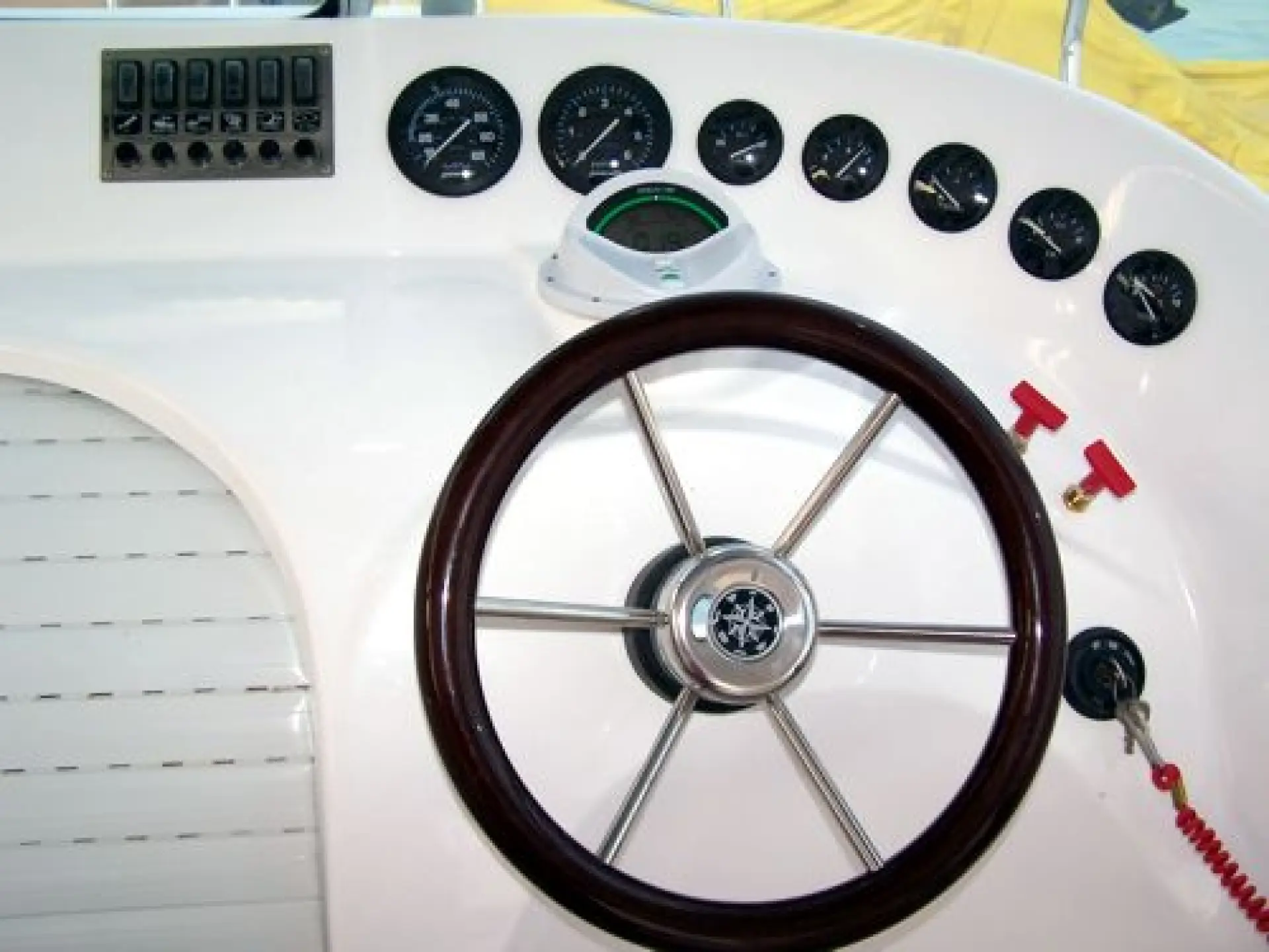 Ribera 750 Cabin — 15/22