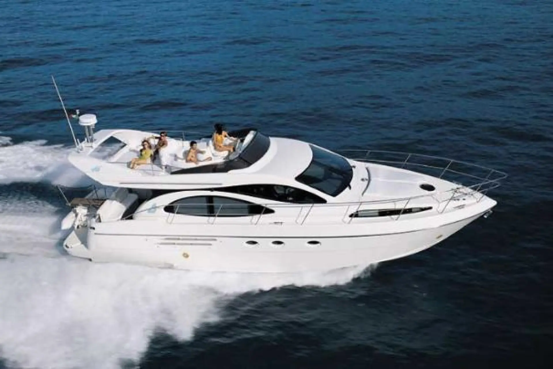 Azimut 46 — 2/42