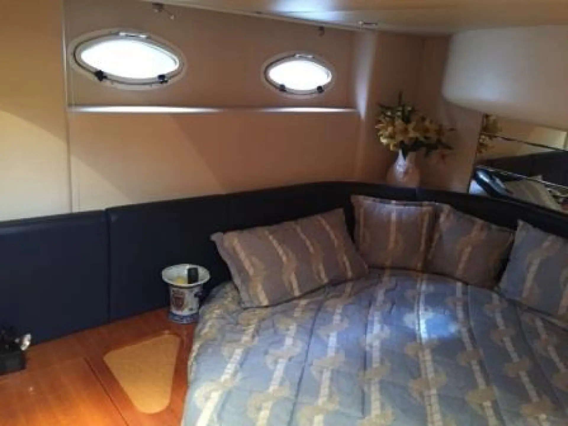 Azimut 46 — 7/42