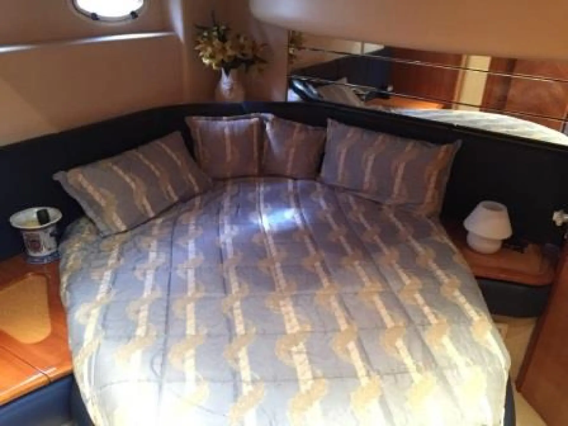Azimut 46 — 8/42