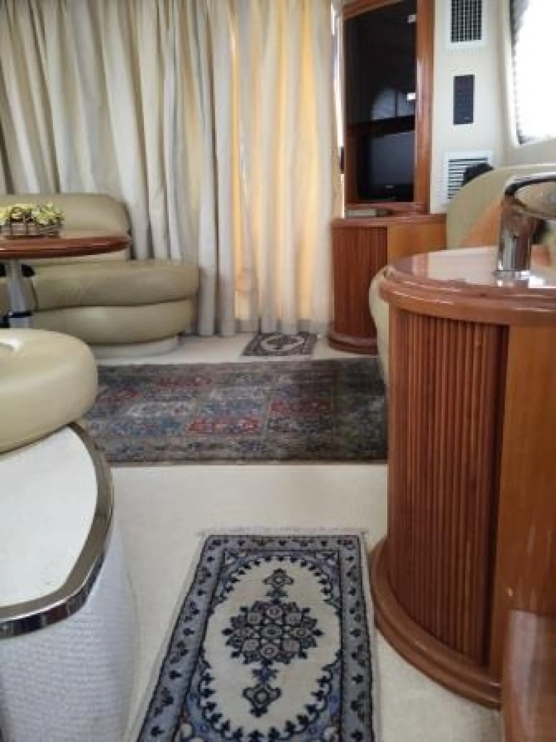 Azimut 46 — 19/42