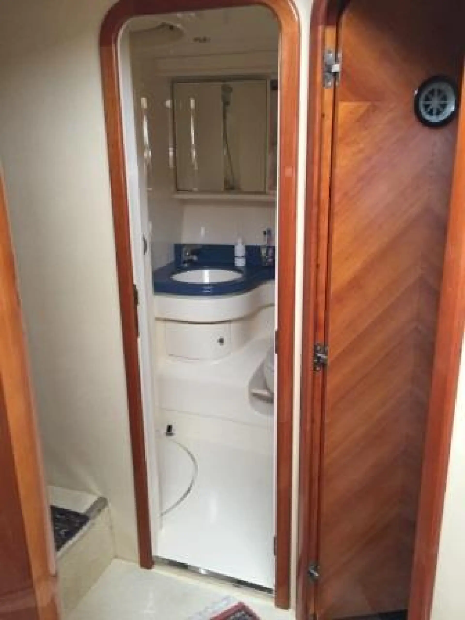 Azimut 46 — 39/42