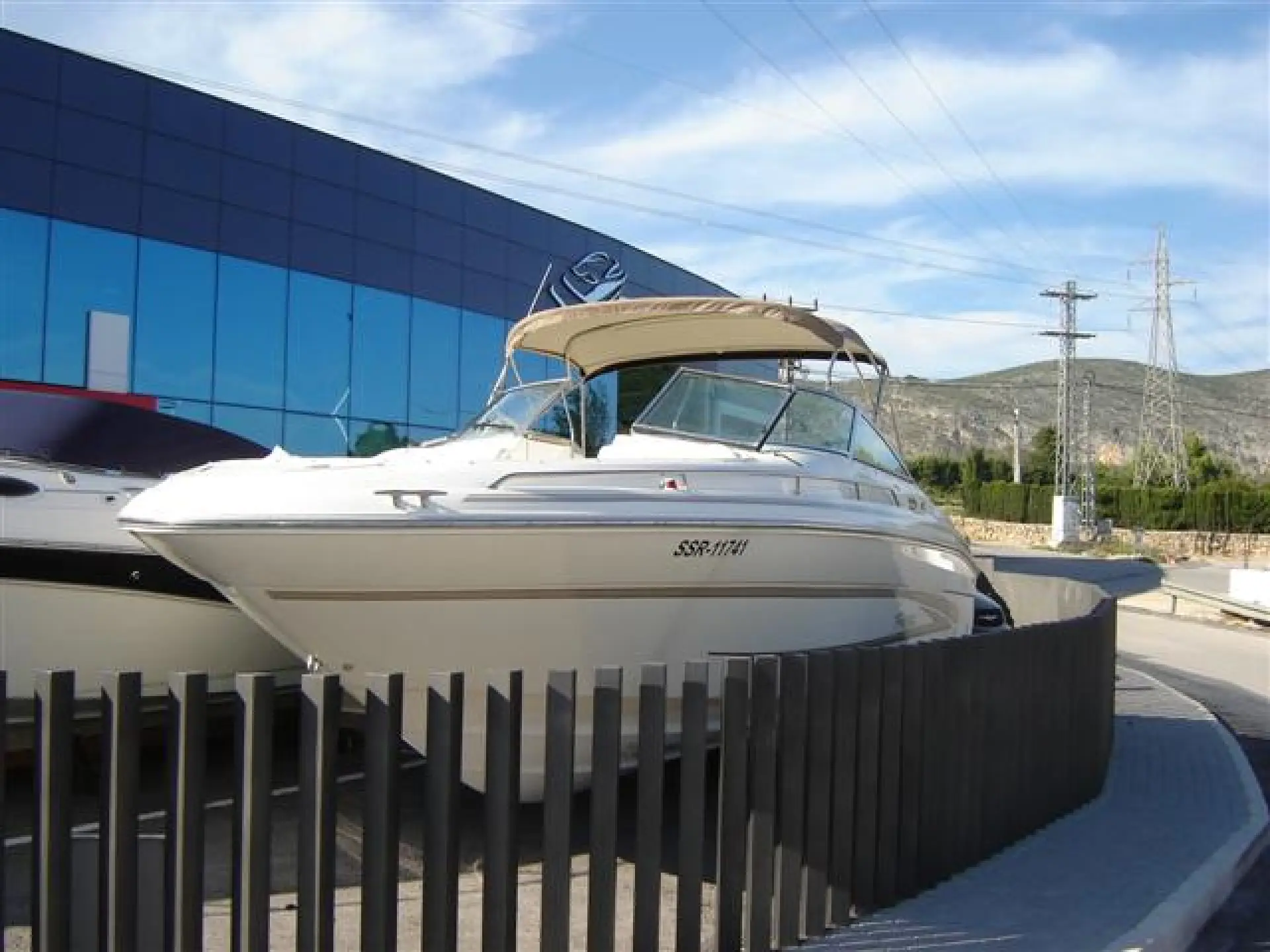 Sea Ray 280 BR — 1/6