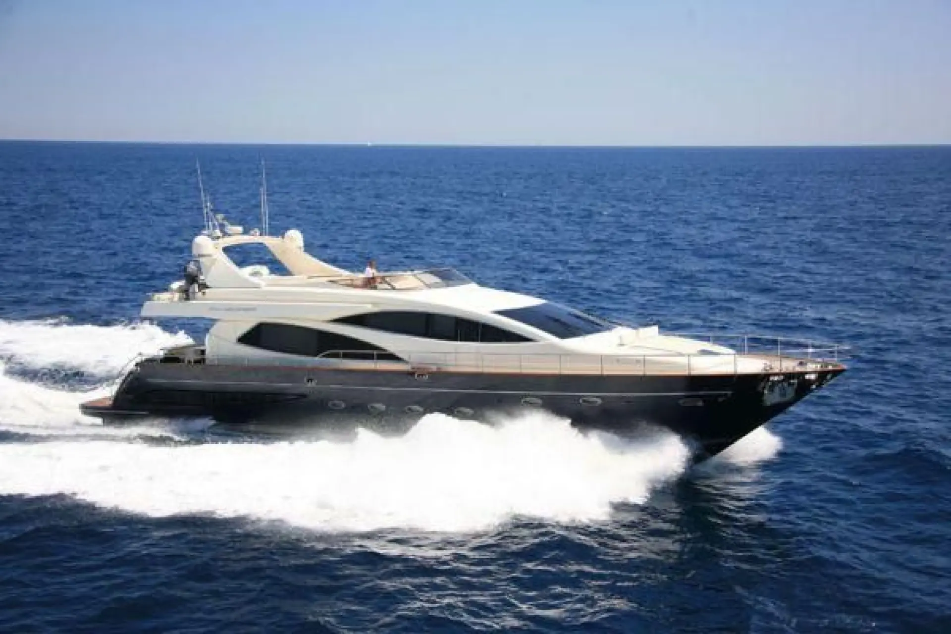Riva Opera 85 — 1/7