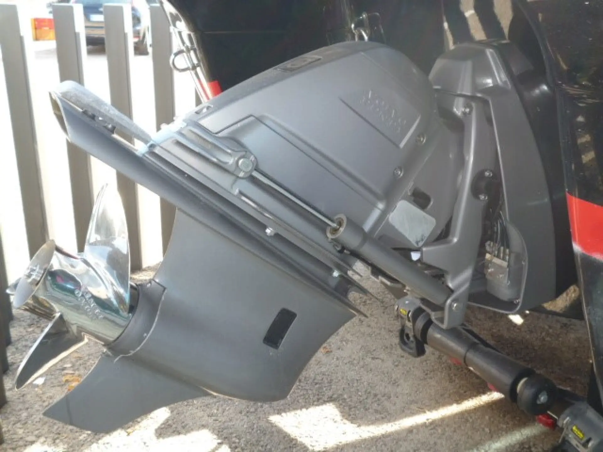Four Winns H220 — 9/10