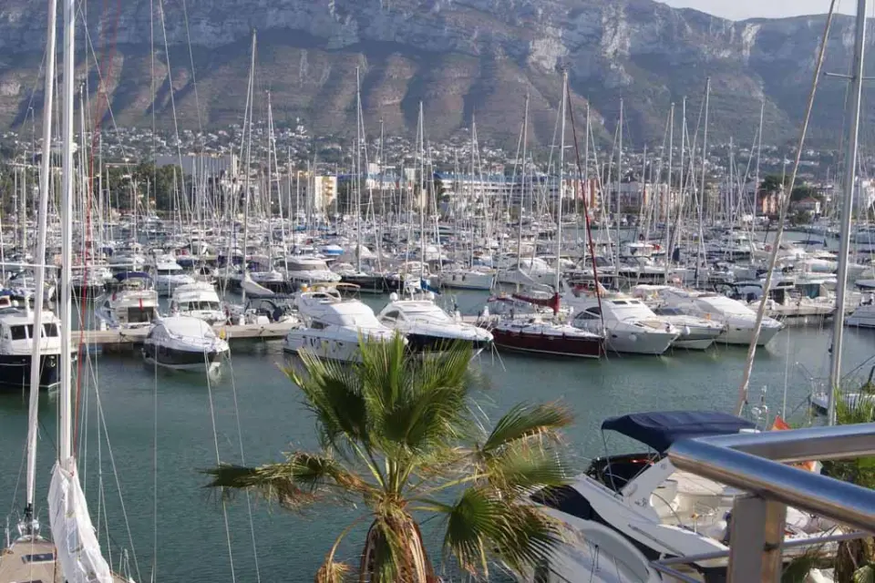 Marina de Denia 12m