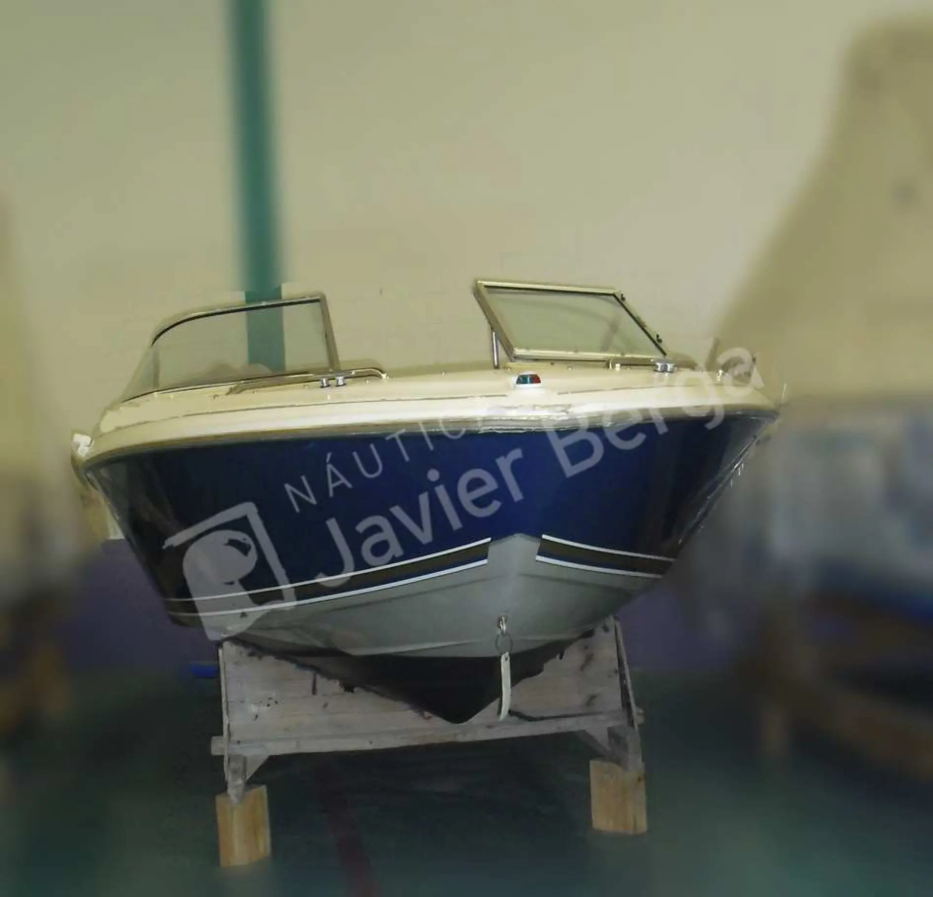 Maxum 1900sr 2 — 2/8