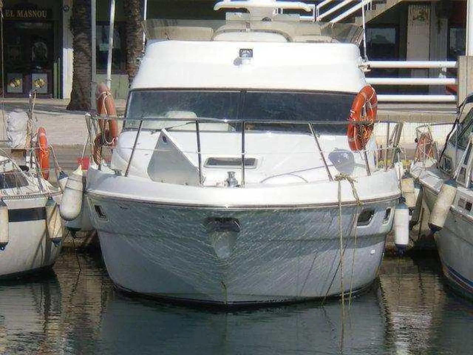Sealine F-37 — 2/8