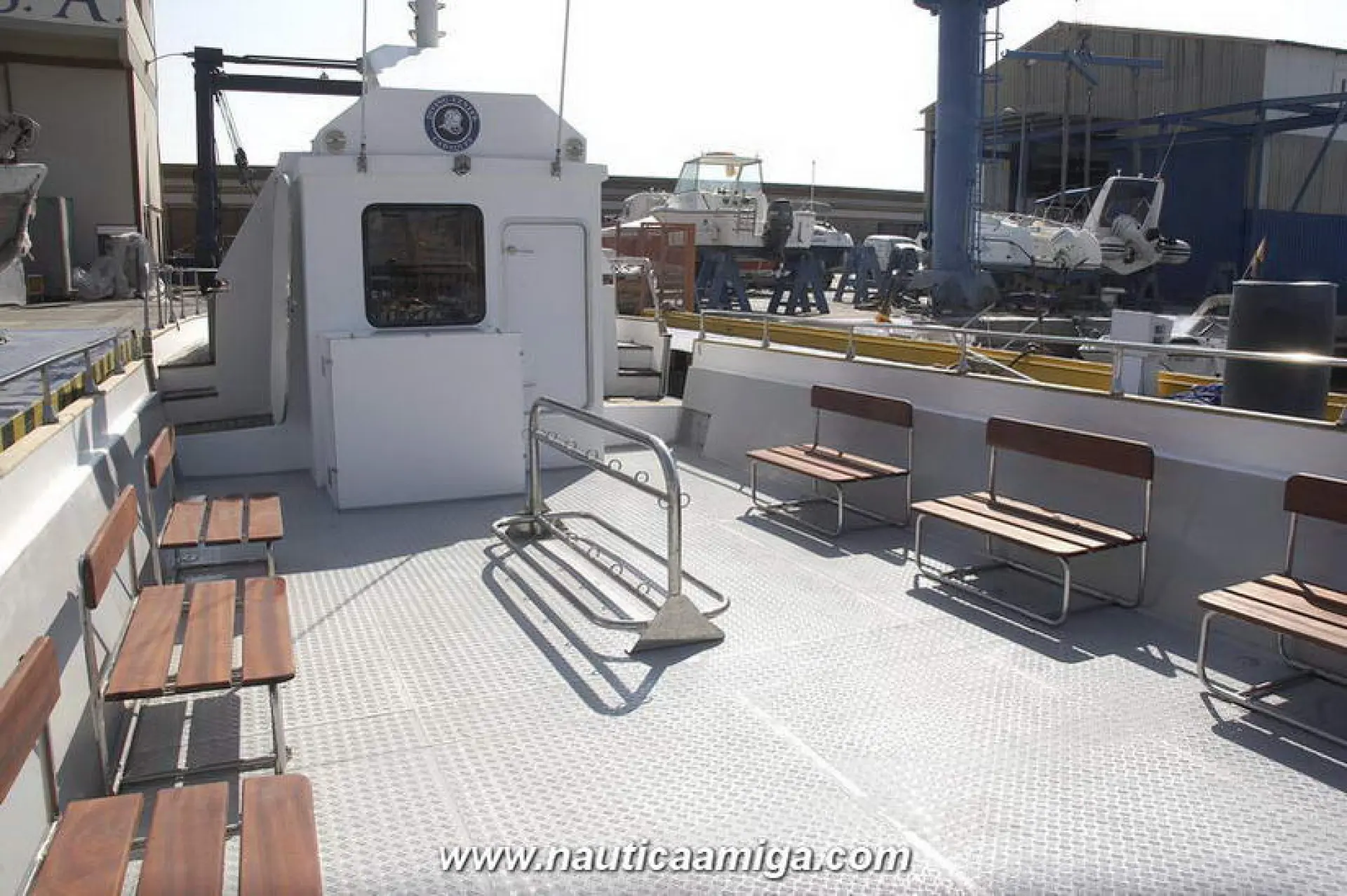 Barco de Poliéster — 2/5